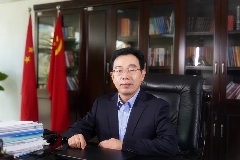 堅(jiān)守初心，載譽(yù)前行！ 鑫安利集團(tuán)董事長(zhǎng)榮膺“鄭州杰出企業(yè)家”稱號(hào)-河南鑫安利安全科技股份有限公司